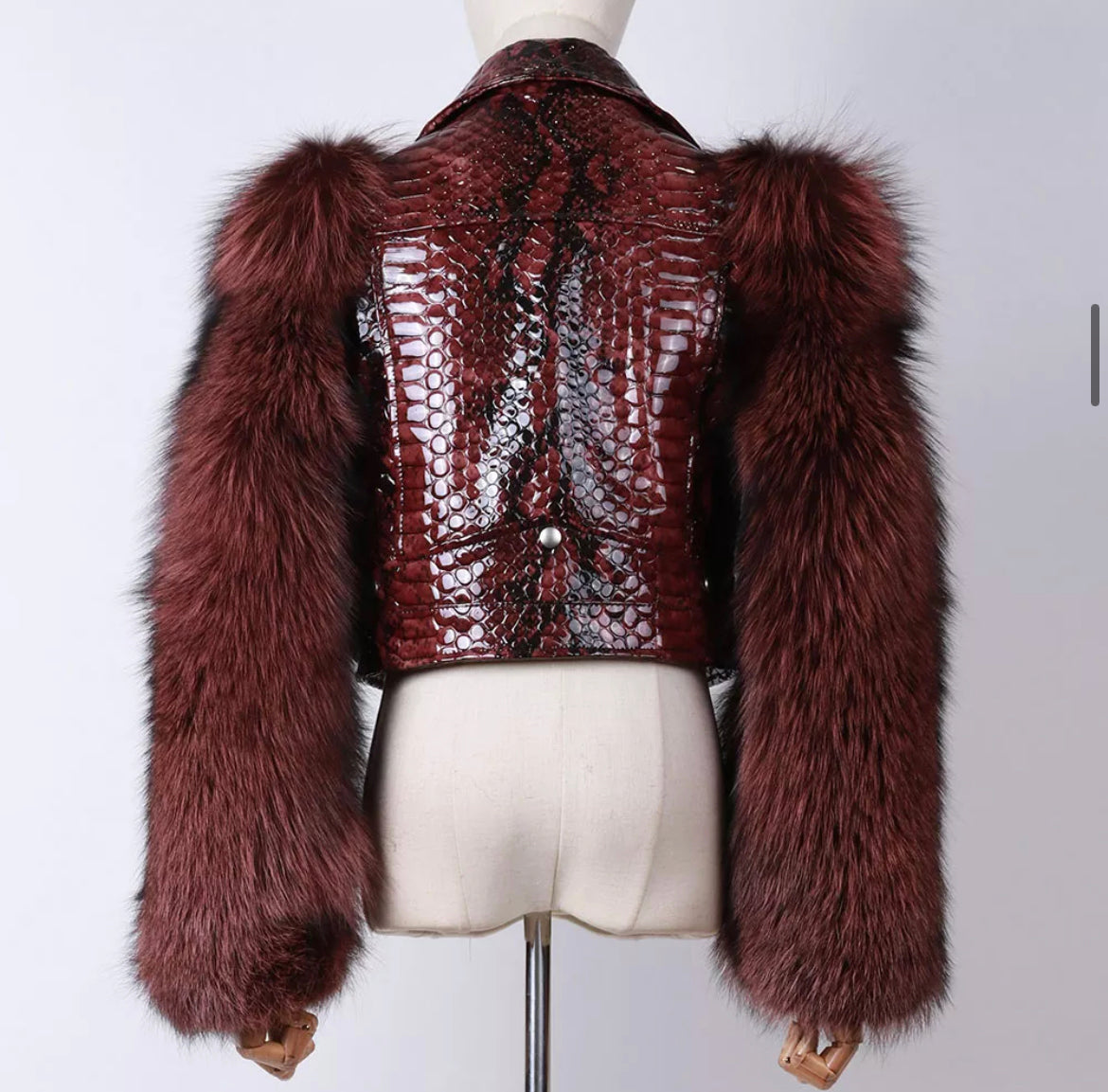 The Crocodile Jacket – iceyfurs